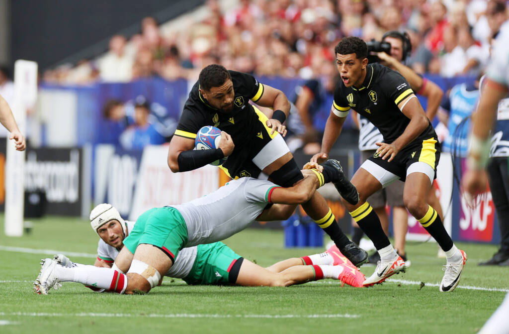 WRU: Cefnogwyr a Chwaraewyr